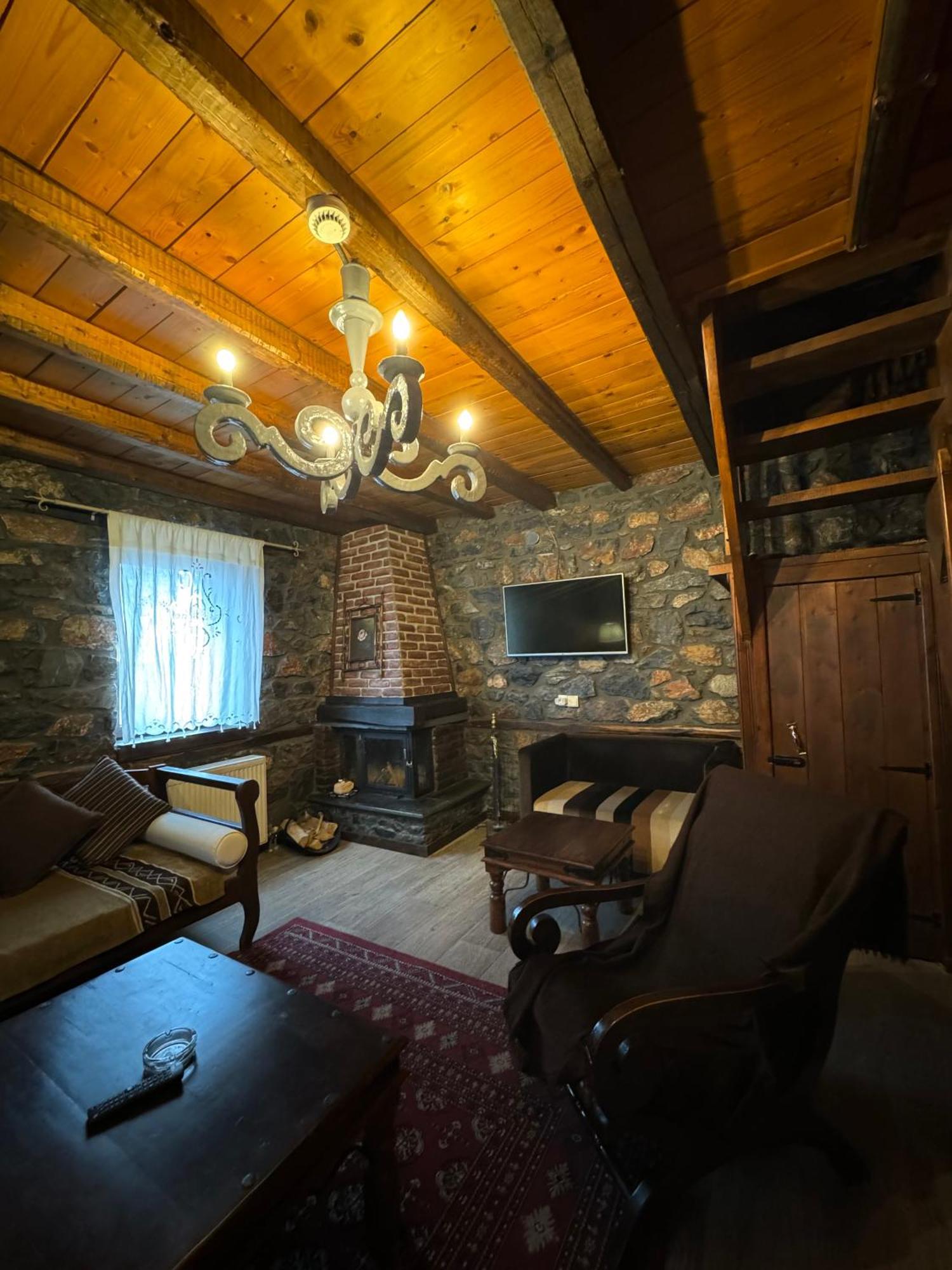 Chalet Asteras Tou Vorra Agios Athanasios  Exterior photo