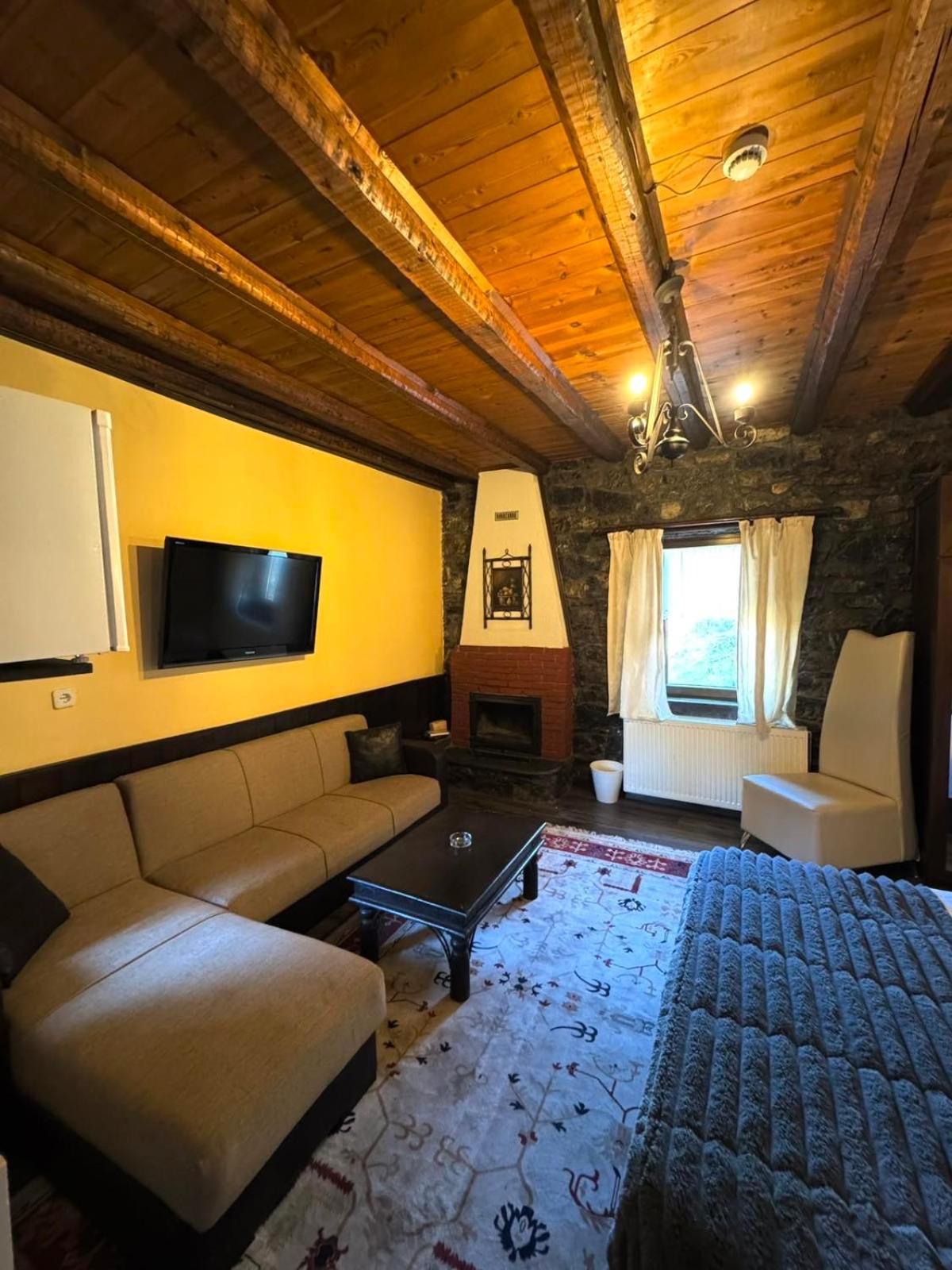 Chalet Asteras Tou Vorra Agios Athanasios  Exterior photo